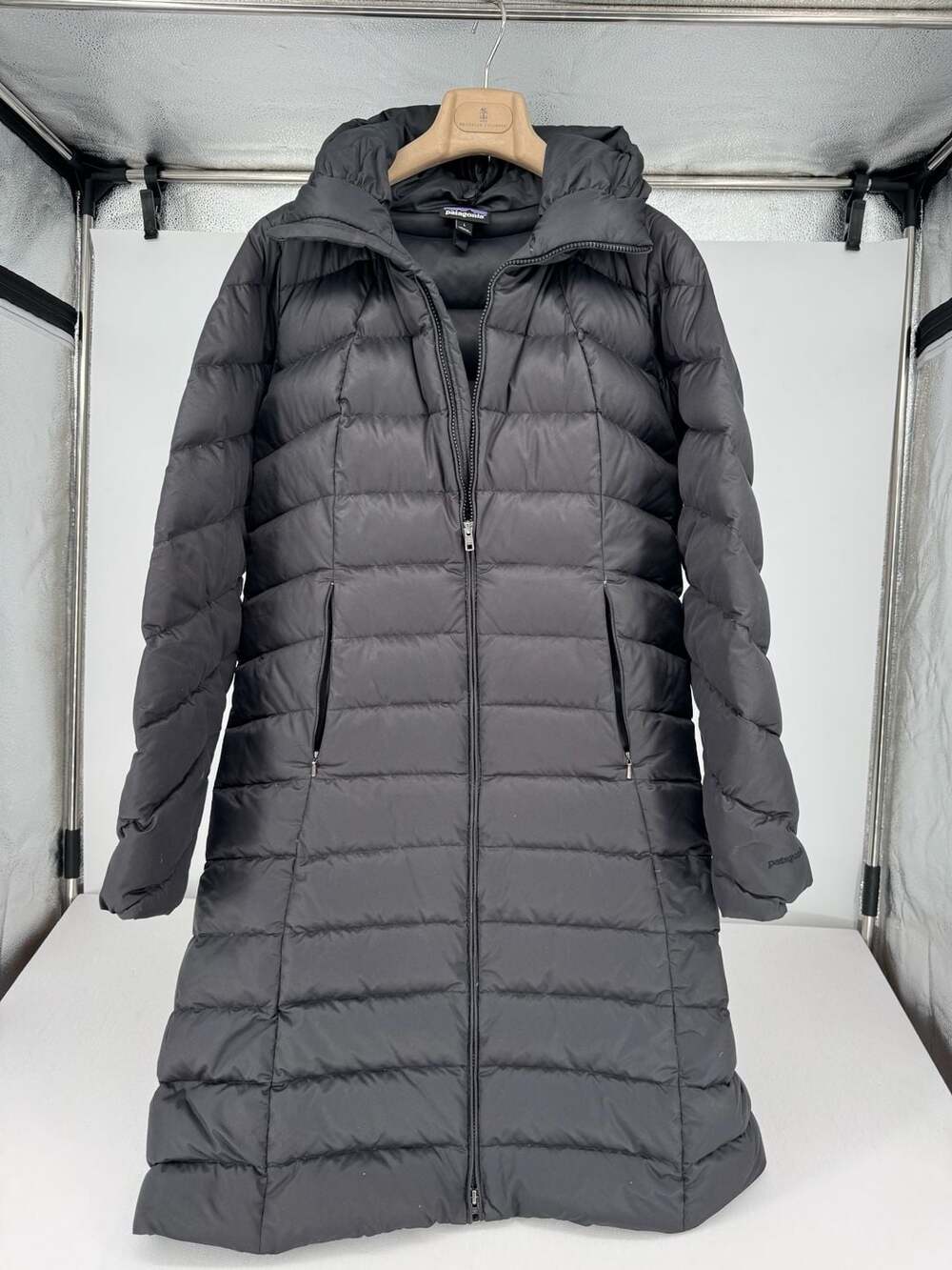 Patagonia Downtown Loft Parka Size L Black Down Jacket